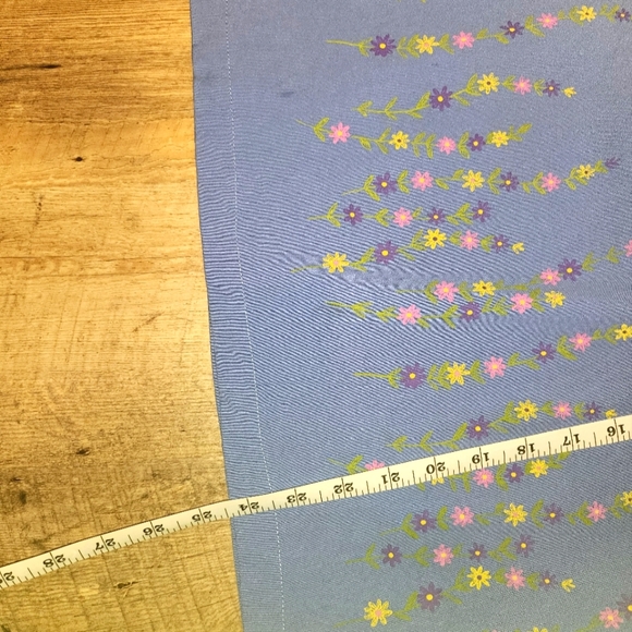 Blue Fitted Pencil Skirt with Floral Detail - Picture 5 of 6